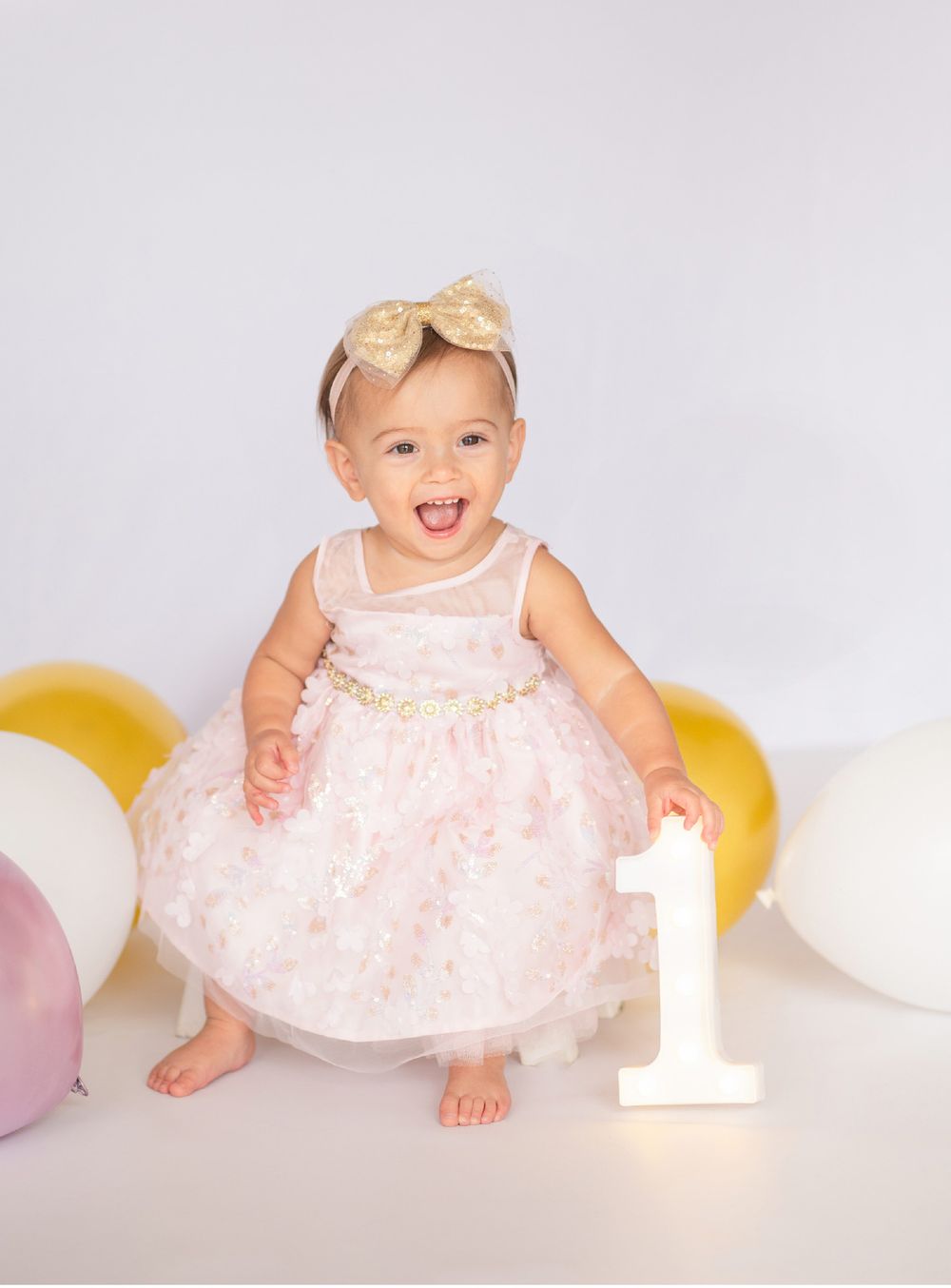 1st Birthday Studio Session with natural light by Bartlesville Photographer Kristi Bray