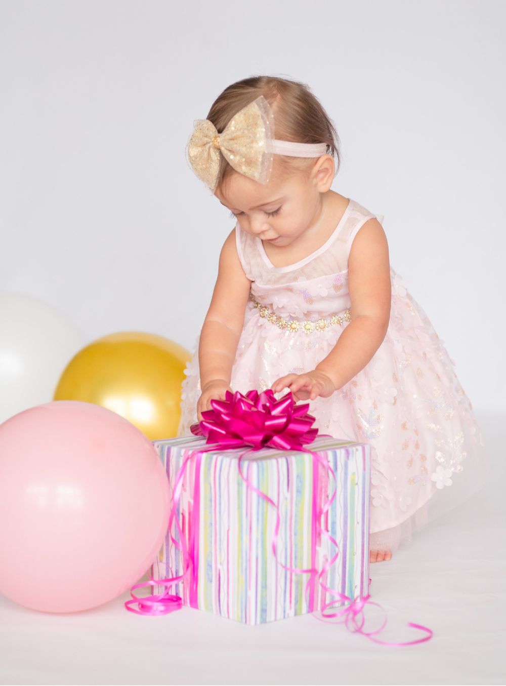 1st Birthday Studio Session with natural light by Bartlesville Photographer Kristi Bray
