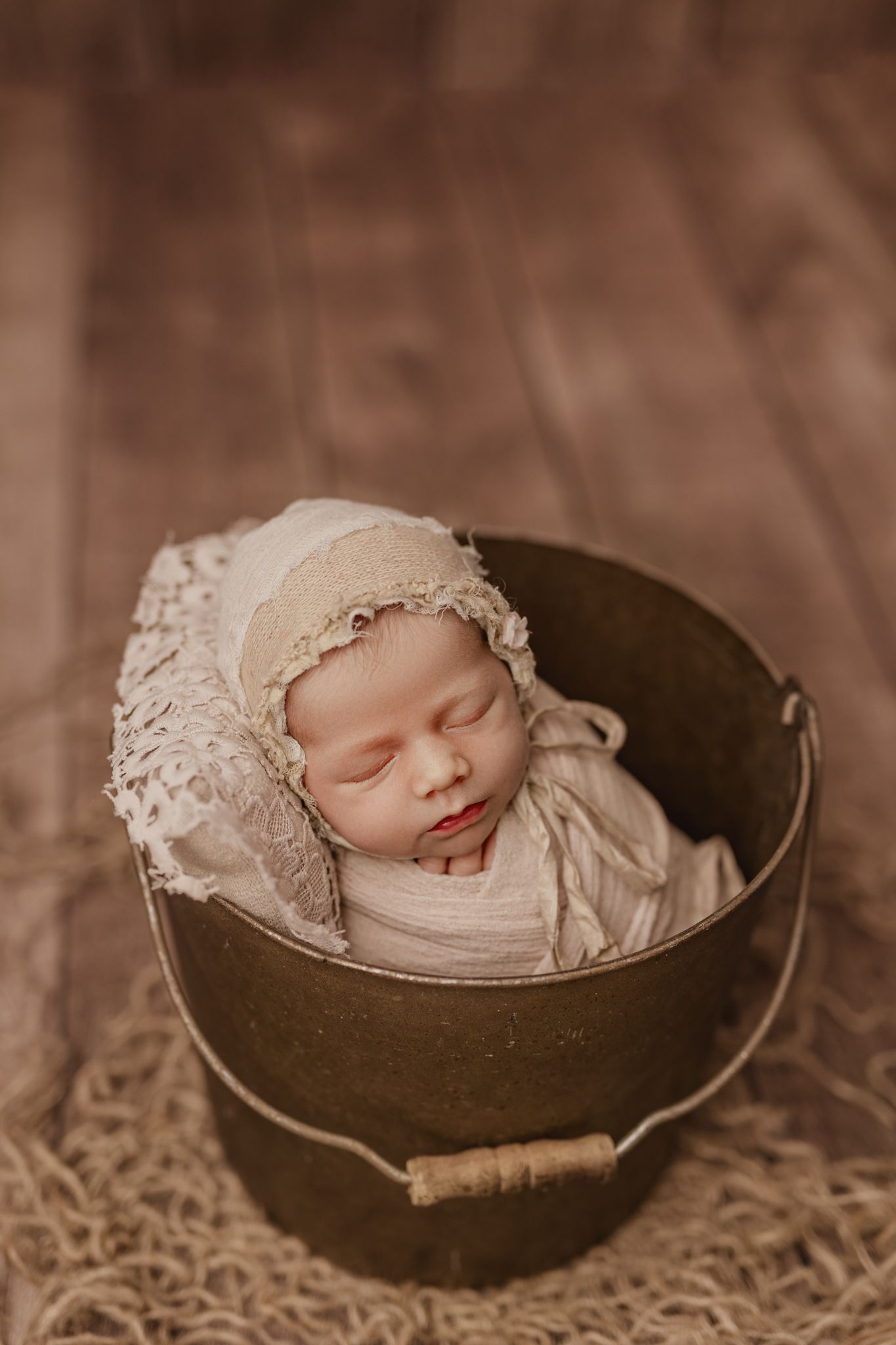 Newborn photos in Wellington and Porirua