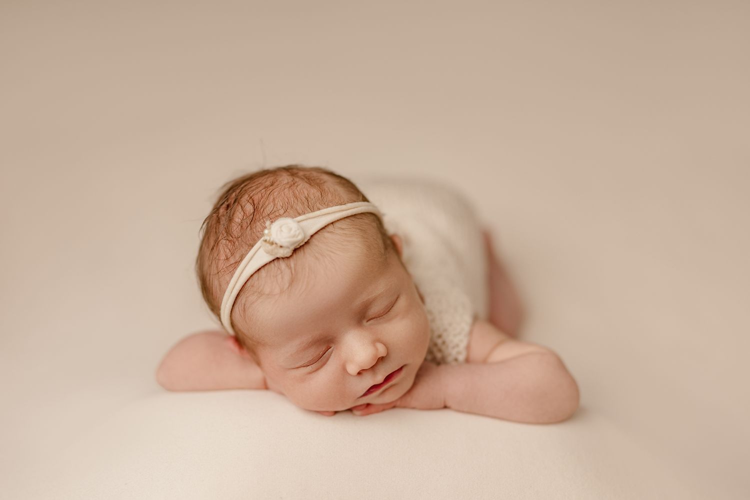 Newborn photos in Wellington and Porirua