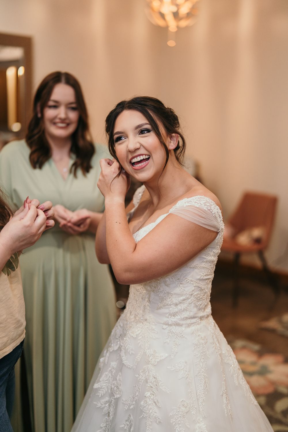 Rustic Creek Claremore
Wedding photographer
Wedding videographer
photo and video
Oklahoma photographer and videographer
Oklahoma weddings