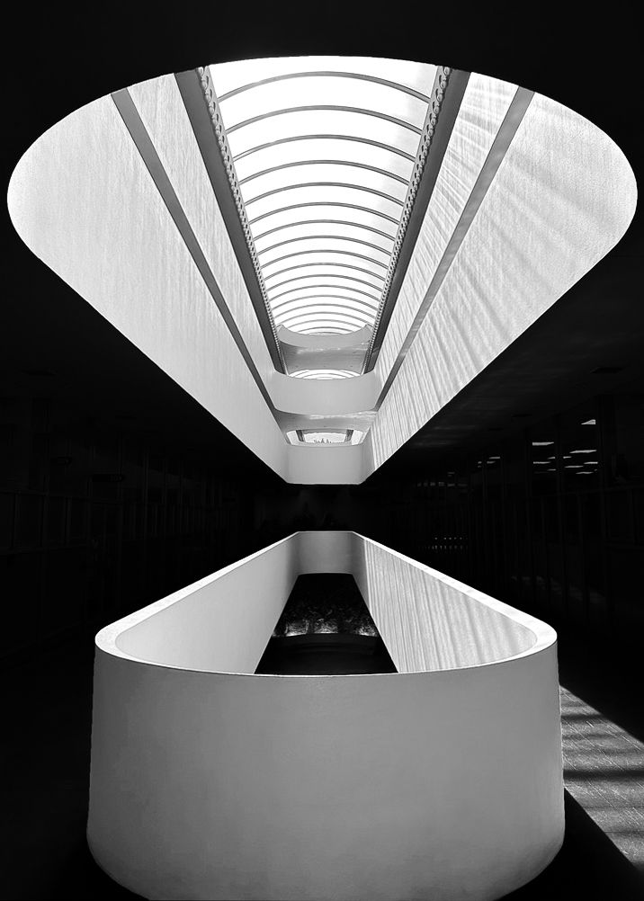 Michael Corona Photography Architectural & Design black & white   lobby