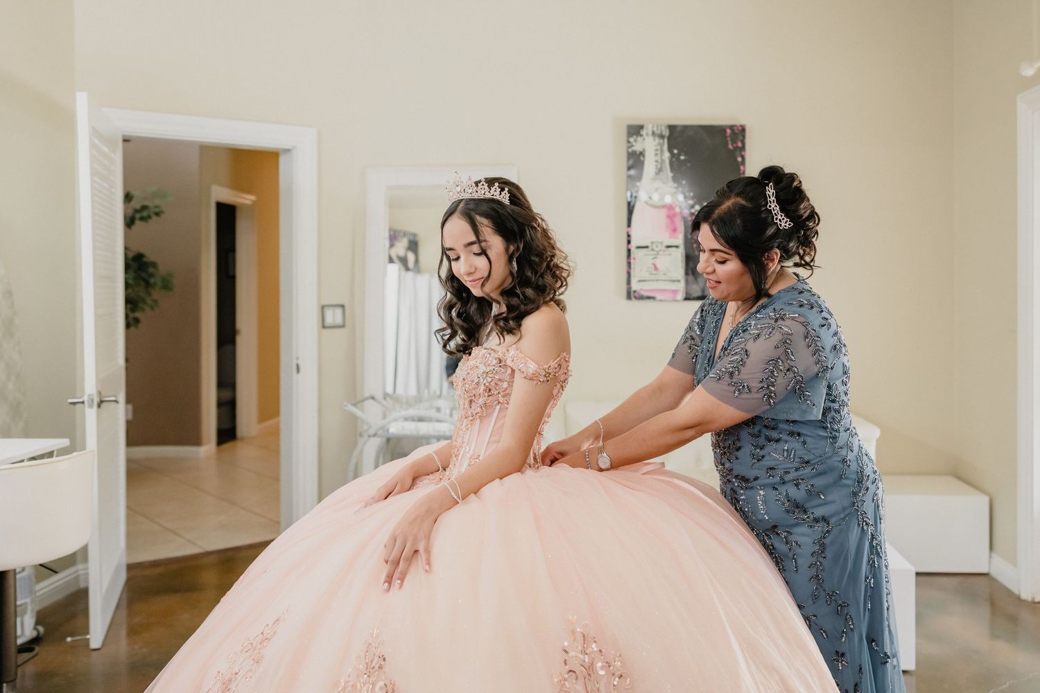 How to Plan my Quince - Tips for Planning Your Quinceaera Timeline -  Lorenzo Tinoco Photography