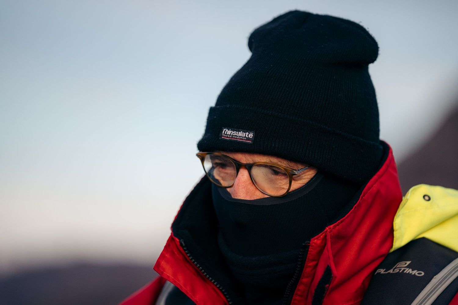 passager en zodiac avec son bonnet