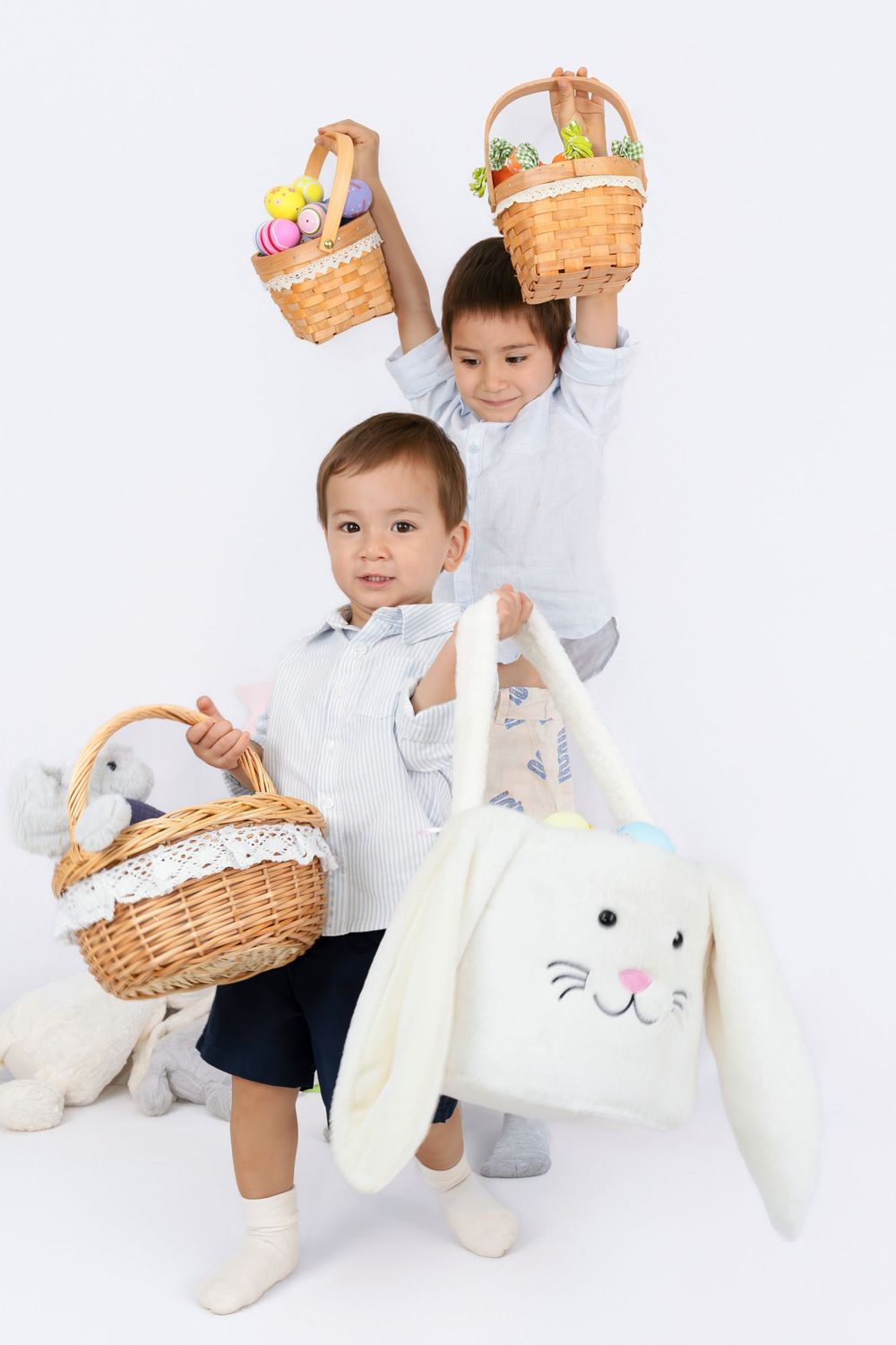 Mom deserves the photos, too. Affordable Easter mini sessions deliver quick results—so you’ll both have memories on display.