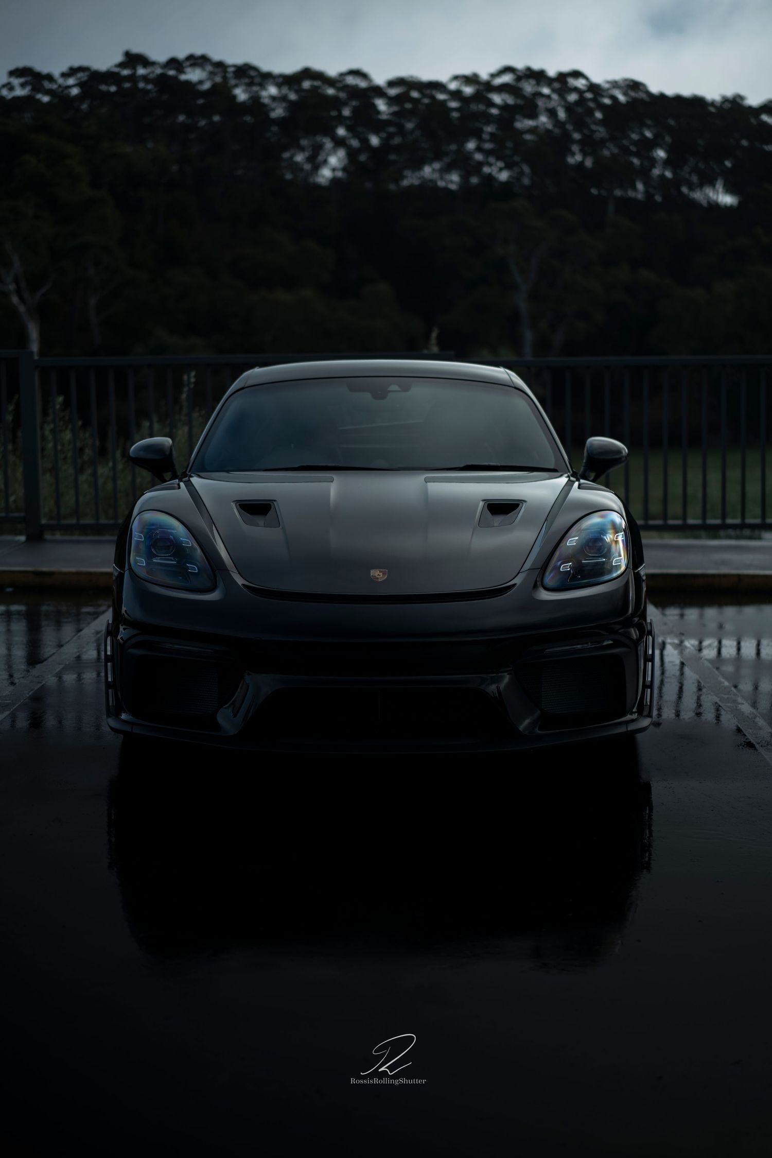 PORSCHE GT4RS