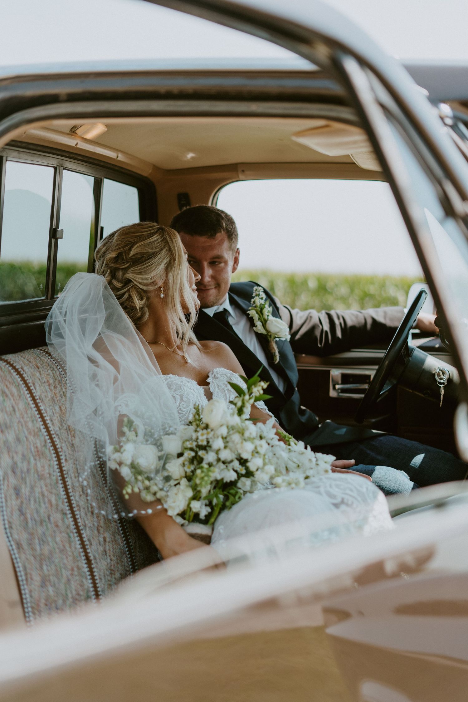 Iowa couples wedding photography