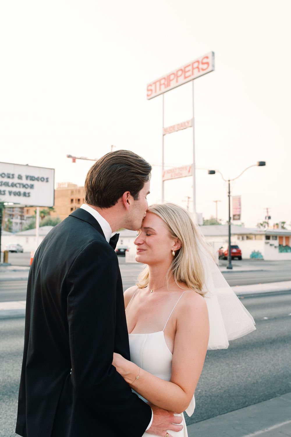 Little White chapel elopement