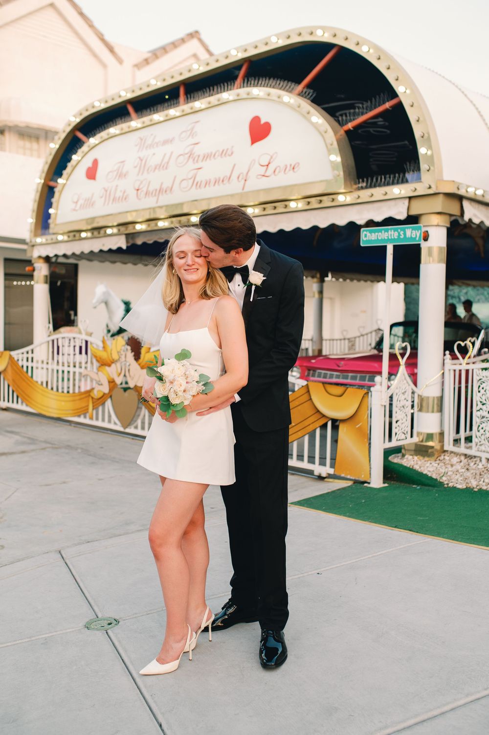 Little White chapel elopement