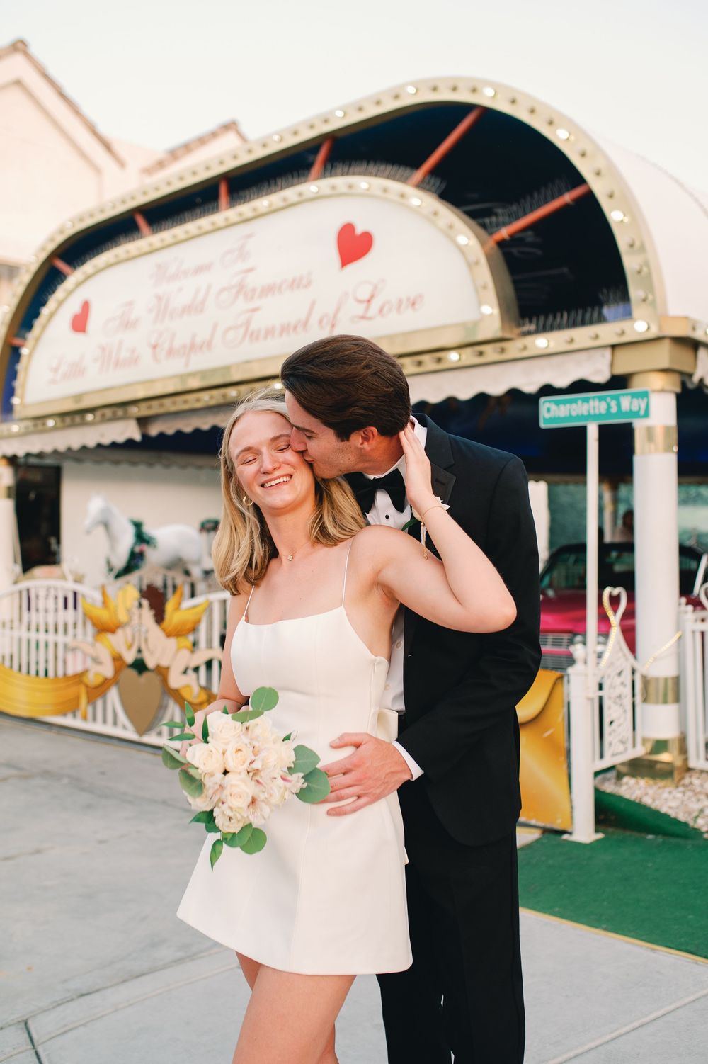 Little White chapel elopement