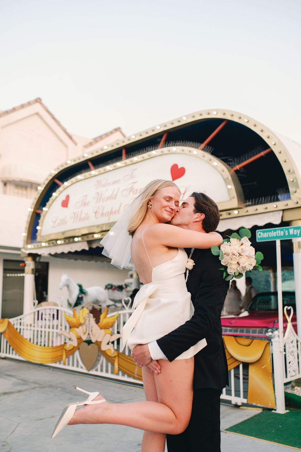 Little White chapel elopement