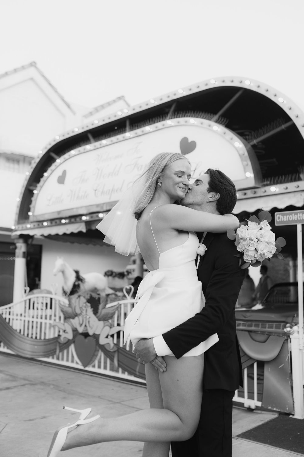 Little White chapel elopement