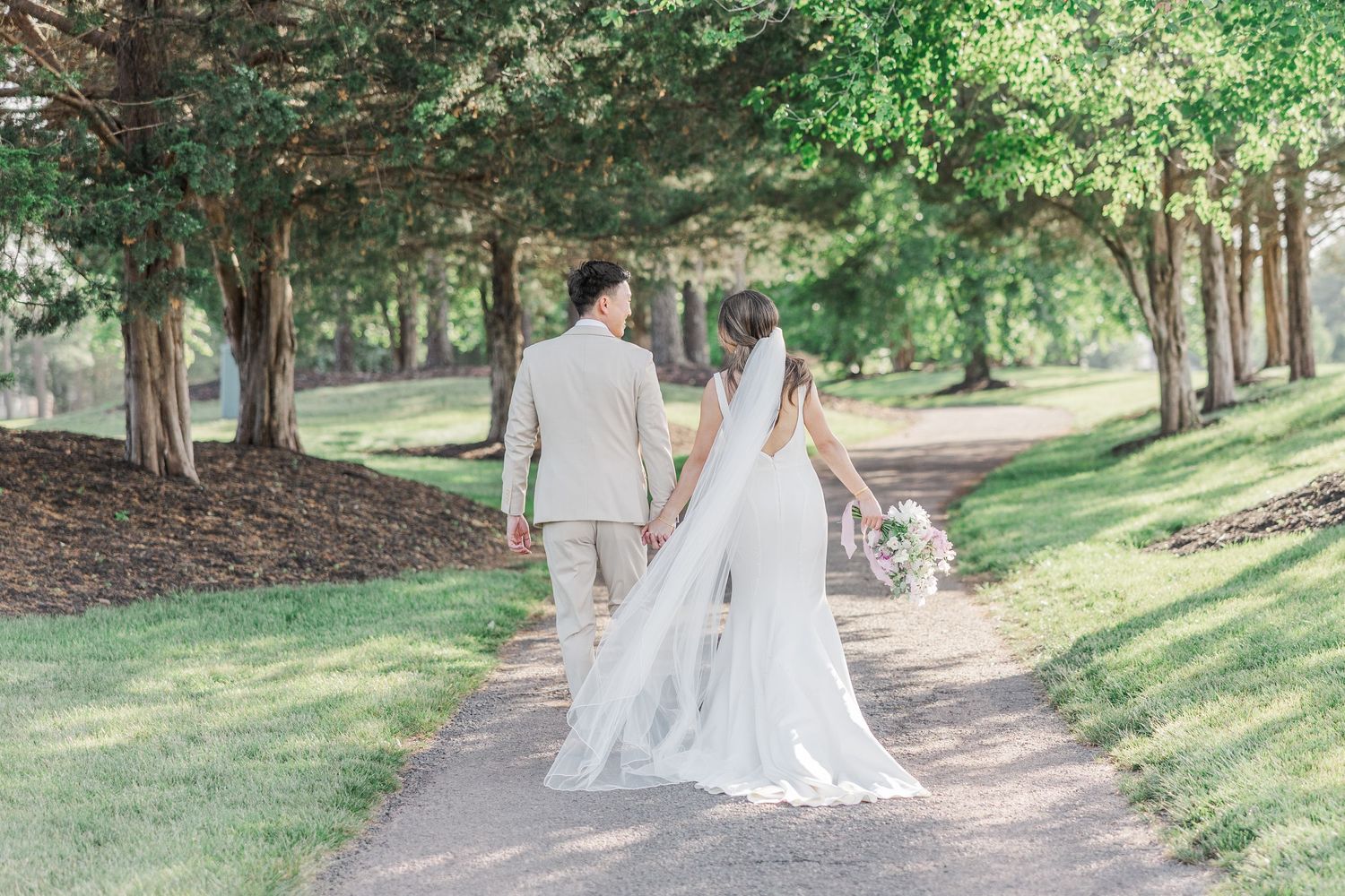 Dominion valley country club wedding pictures