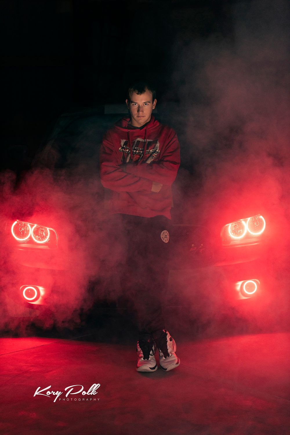 dramatic lighting with car, carlisle senior photos, Iowa Senior portrait photographer, Des Moines Senior Portrait Photographer