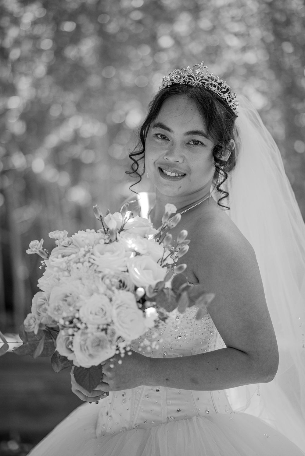 Candid and natural wedding photography in Dorset, capturing fun, relaxed moments and timeless memories across Poole and Bournemouth.