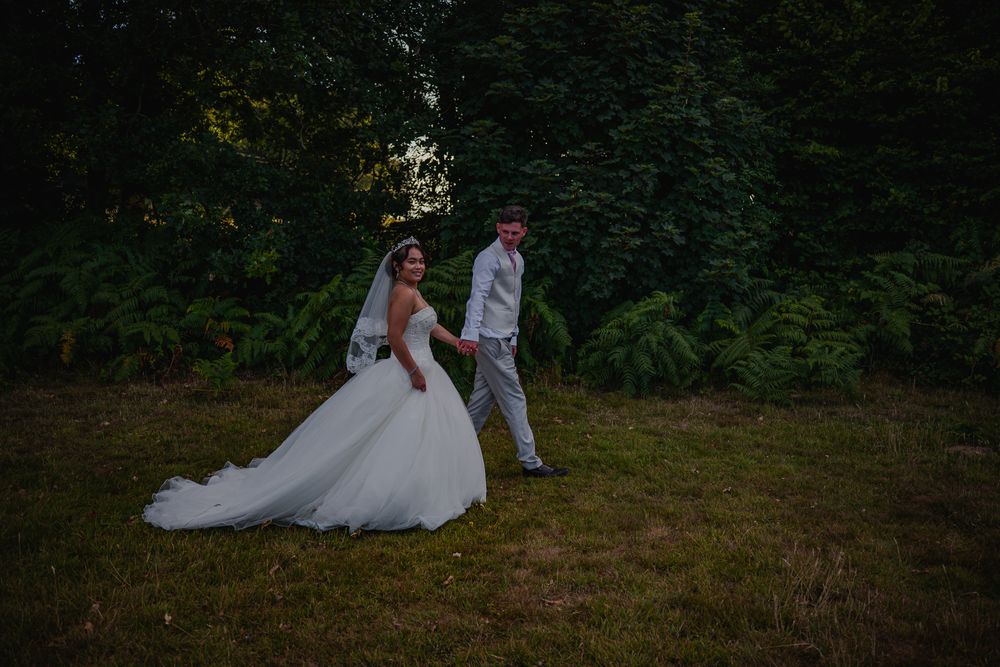 Candid and natural wedding photography in Dorset, capturing fun, relaxed moments and timeless memories across Poole and Bournemouth.