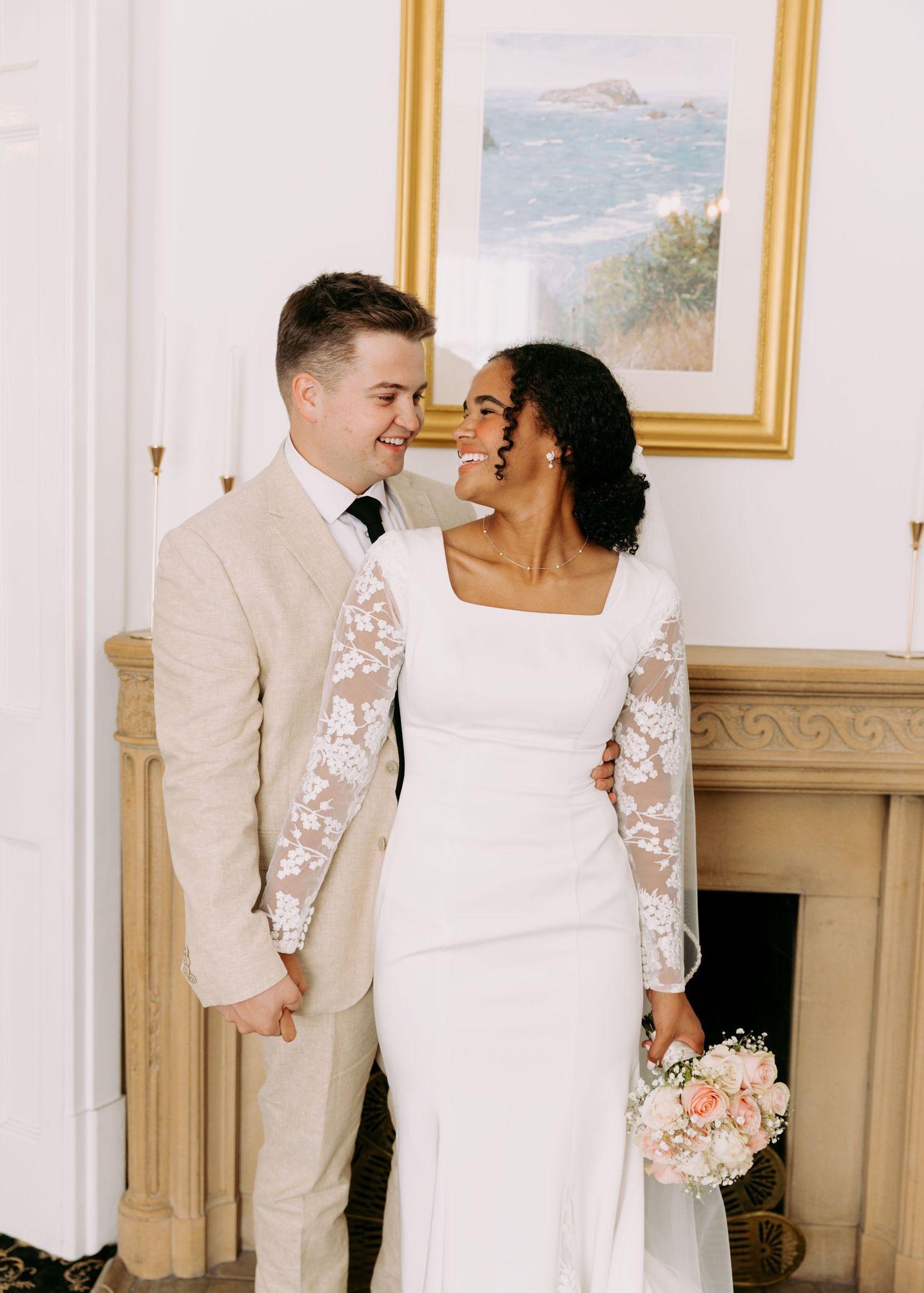 Utah wedding photographer capturing bridal photos at bountiful venue