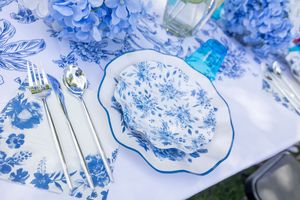 Blue and white wedding table decor