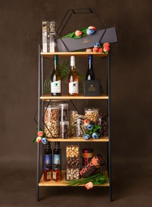 commercial photo of an arrangement.