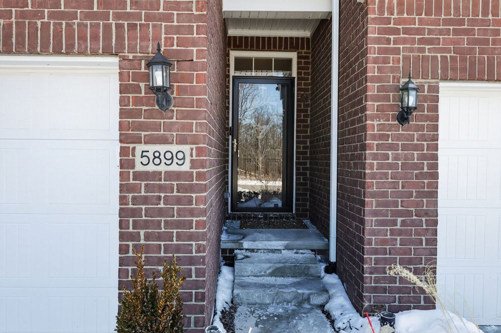 Professional real estate photography of a Condo Exterior in Ann Arbor, Michigan