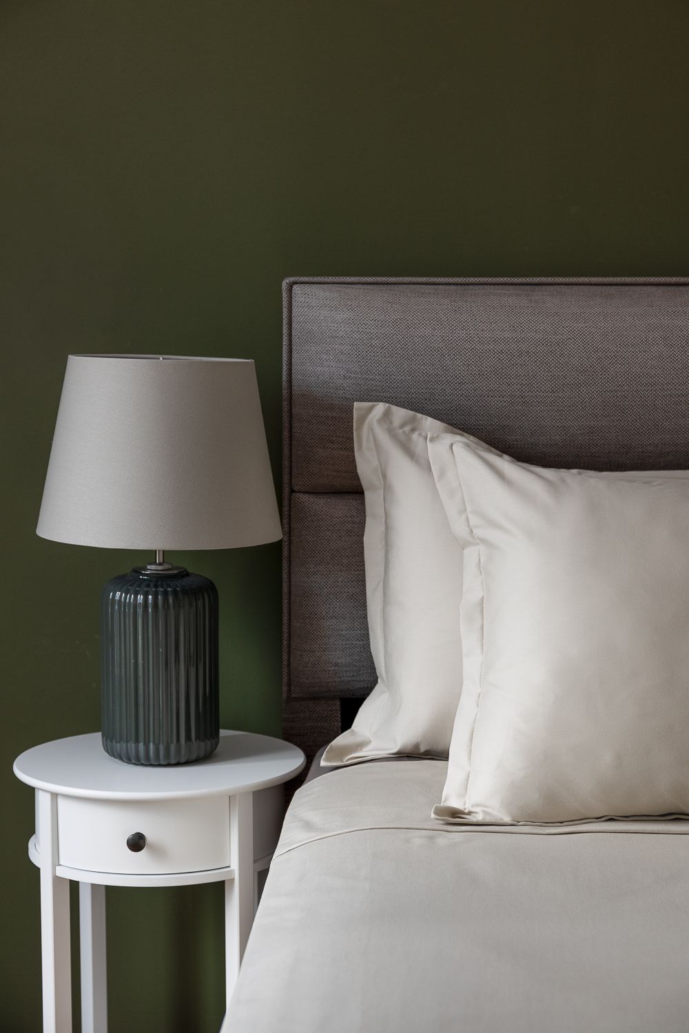 Moel product shot