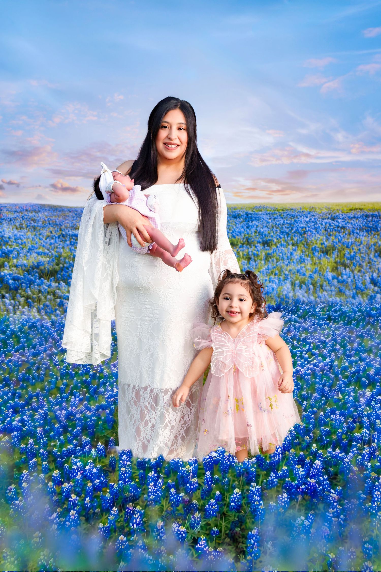 bluebonnet minis in Midland TX Midland TX family photographer West Texas bluebonnet photos photographers midland tx photographer midland tx