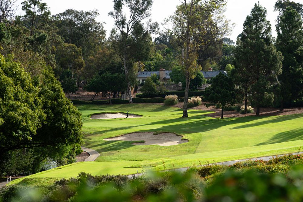 Event photographer, golf, charity, celebrity tournament.