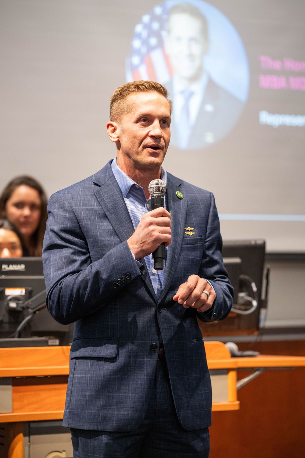 Speaker picture