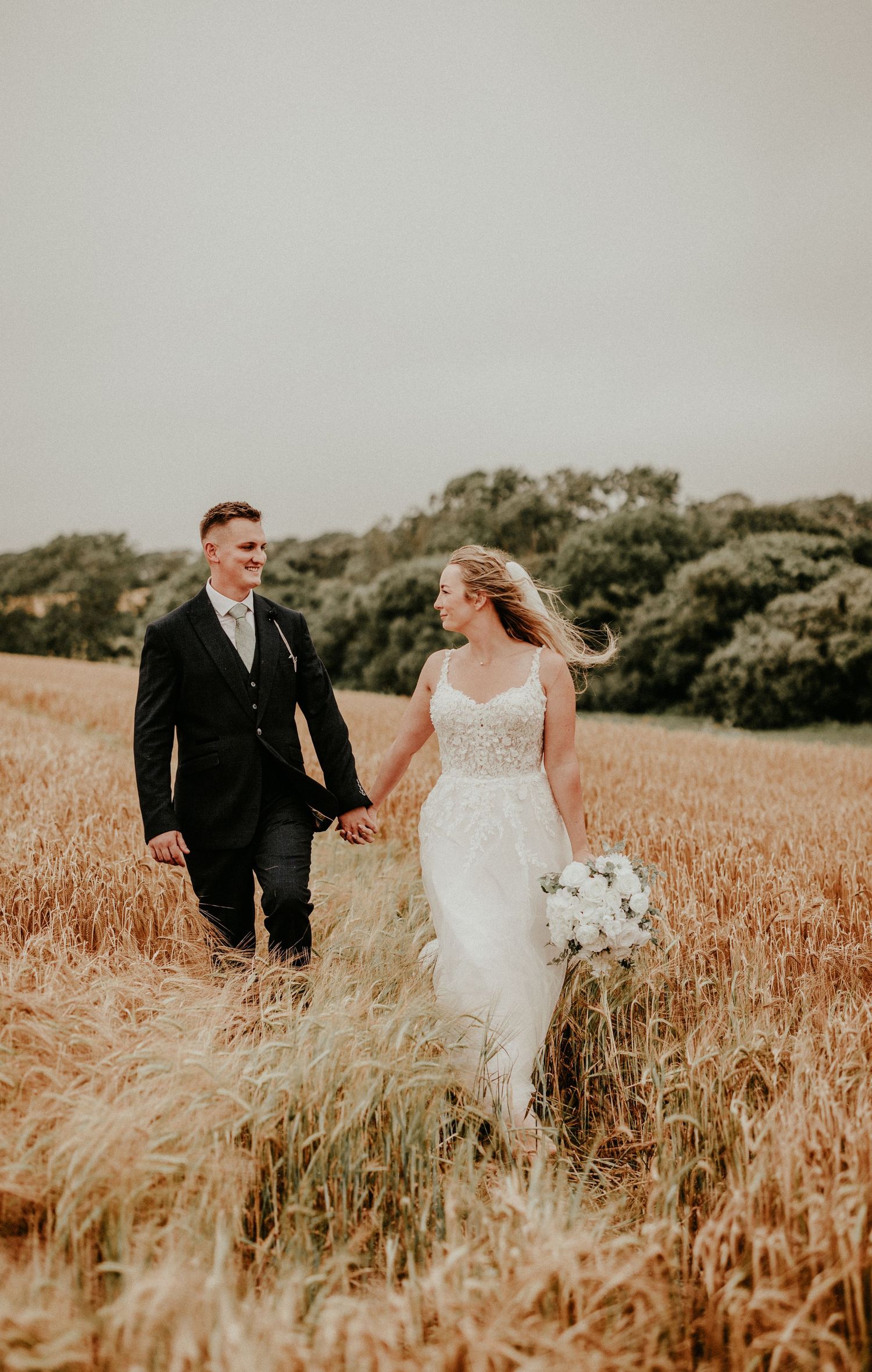 OLIVIA ROSSI PHOTOGRAPHY - THE BARN AT PENGELLY - PENGELLY WEDDINGS CORNWALL