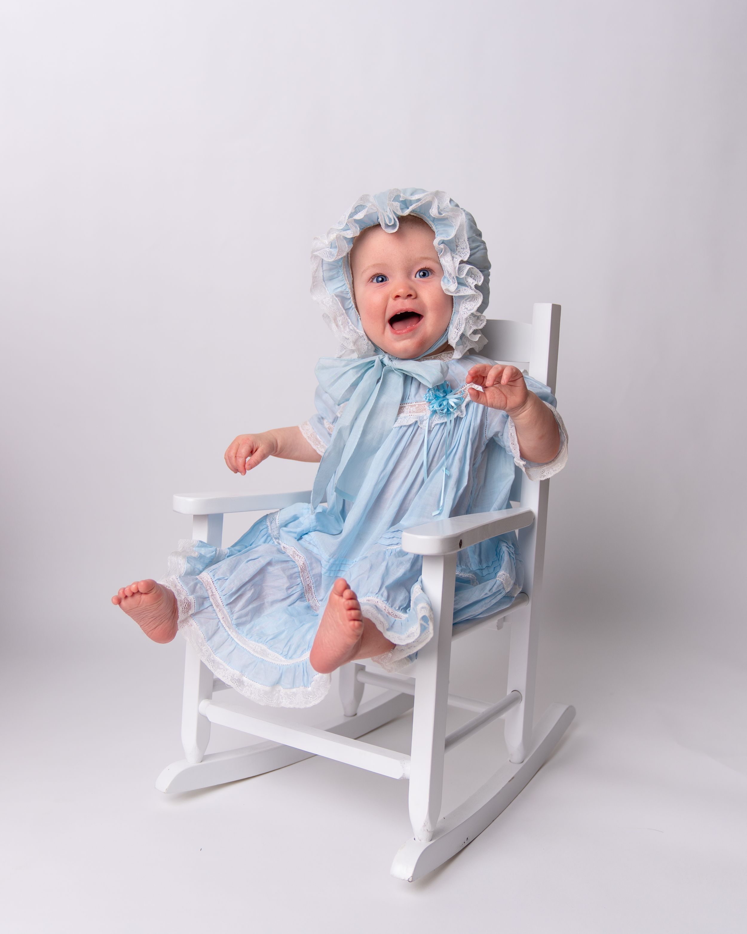 Celebrating every stage with timeless milestone photography and beautiful portraits.