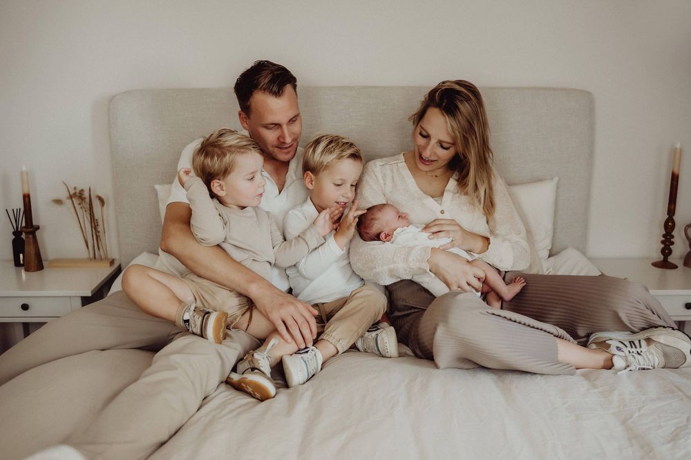 Newbornshoot of newborn fotosessie in omgeving Helmond, Deurne, Eindhoven en Venlo.