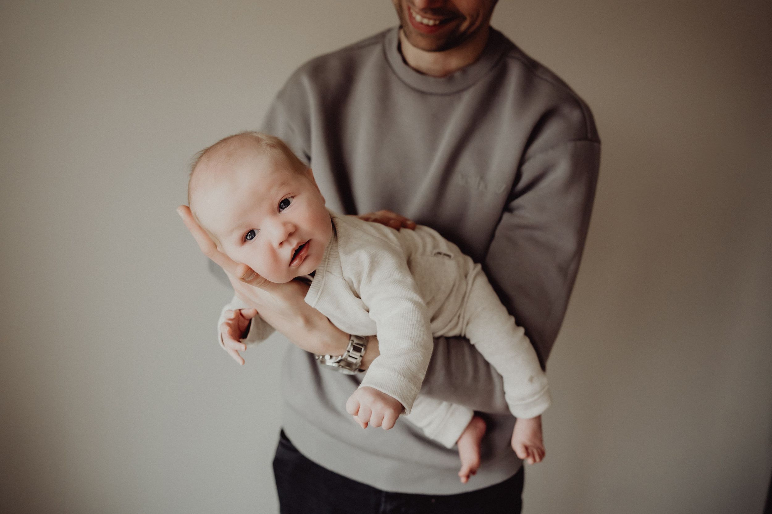 Newbornshoot of newborn fotosessie in omgeving Helmond, Deurne, Eindhoven en Venlo.