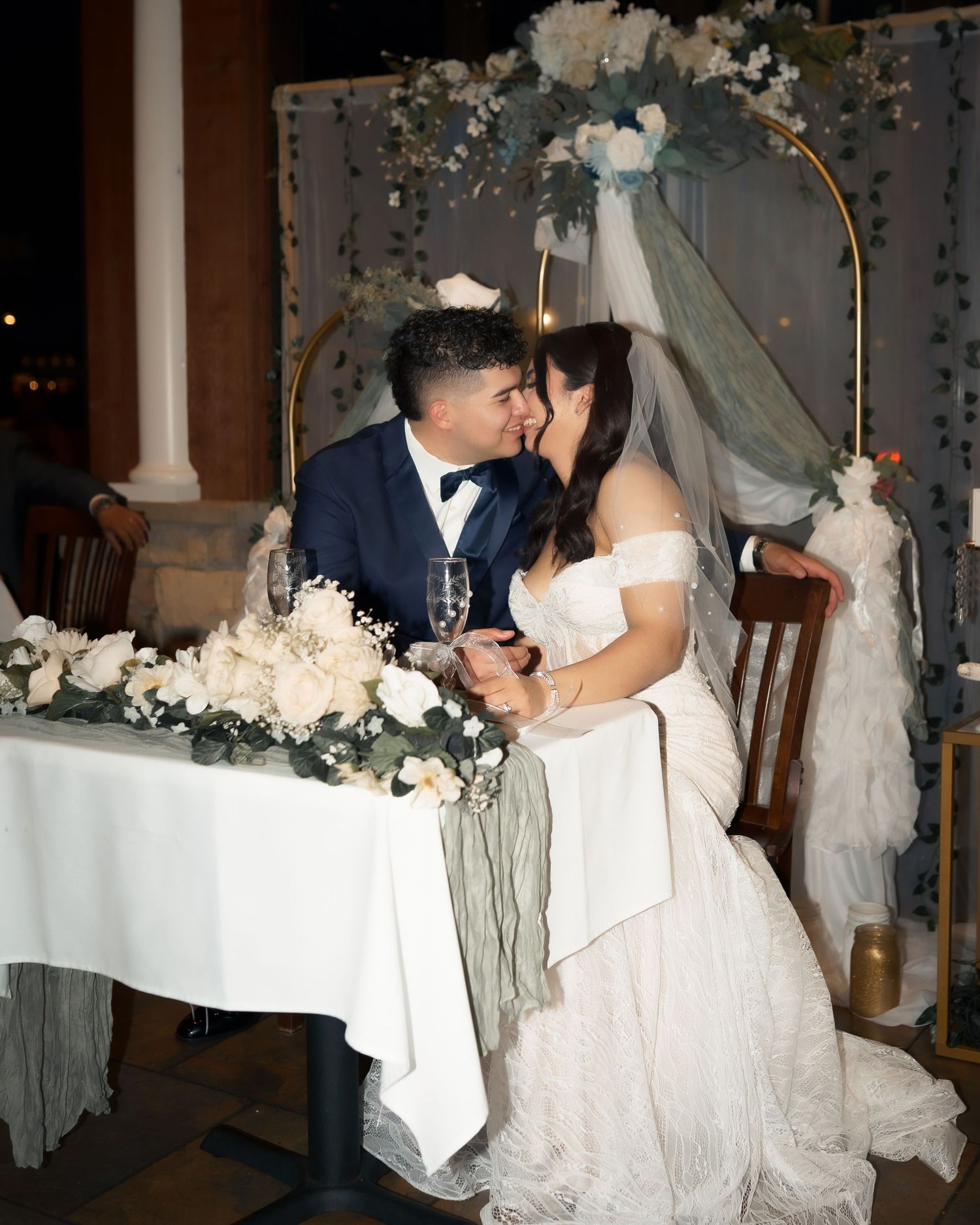 Northern Indiana photographer., goshen Indiana photography. south bend photographer. family photography. couples. wedding photography.