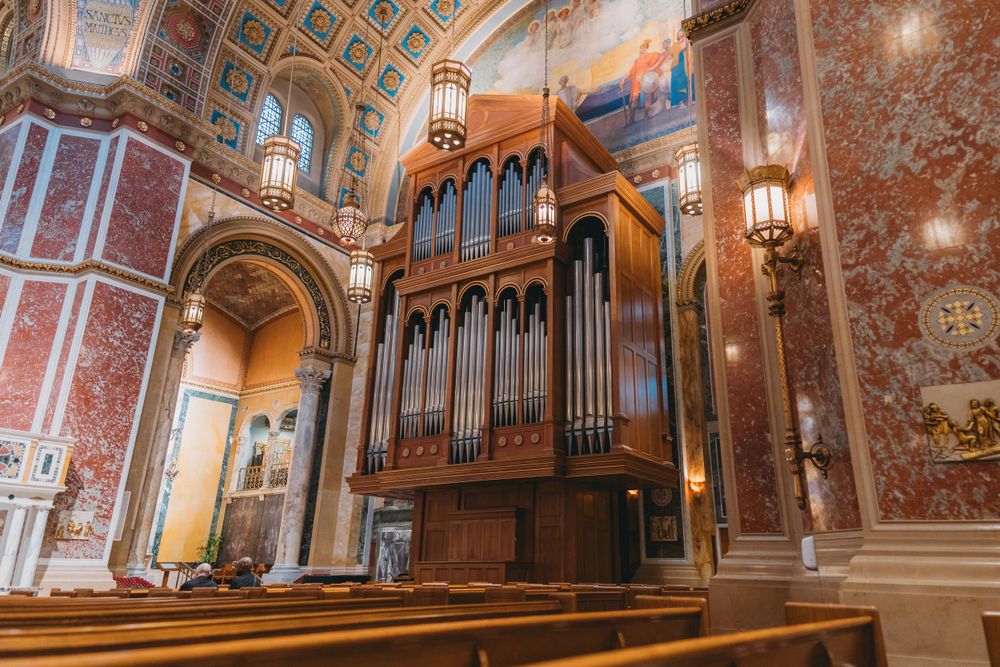 organ at St. Matthew the Apostle