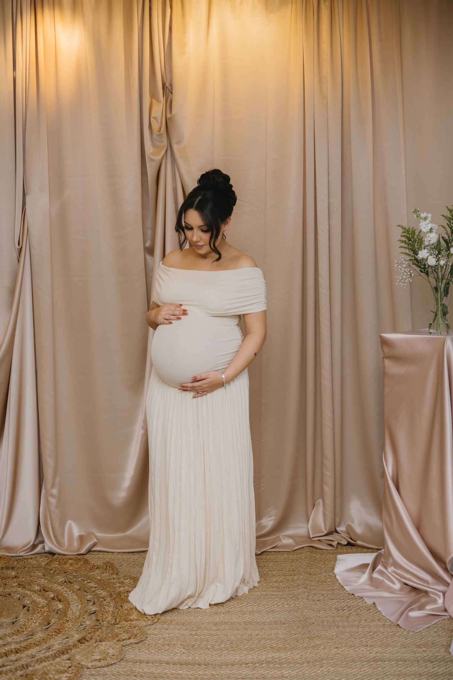 pregnant mom at her baby shower