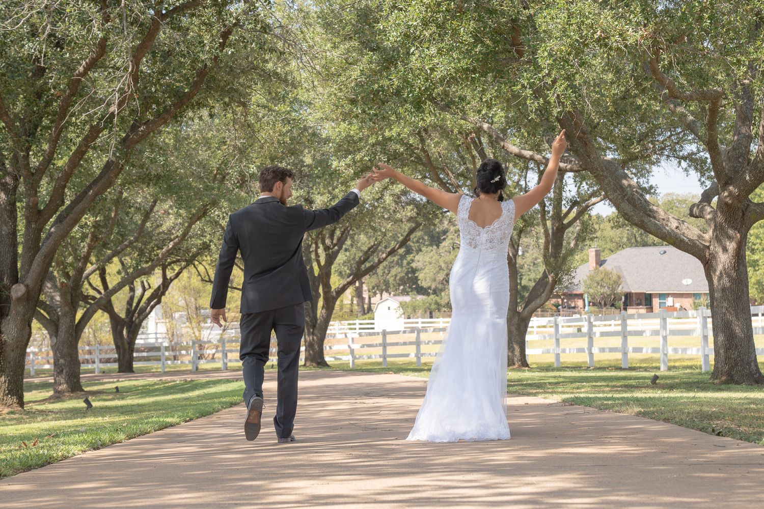 Alyssa S. Creative Texas portrait videographer. Country Club Wedding in Fort Worth, Texas.