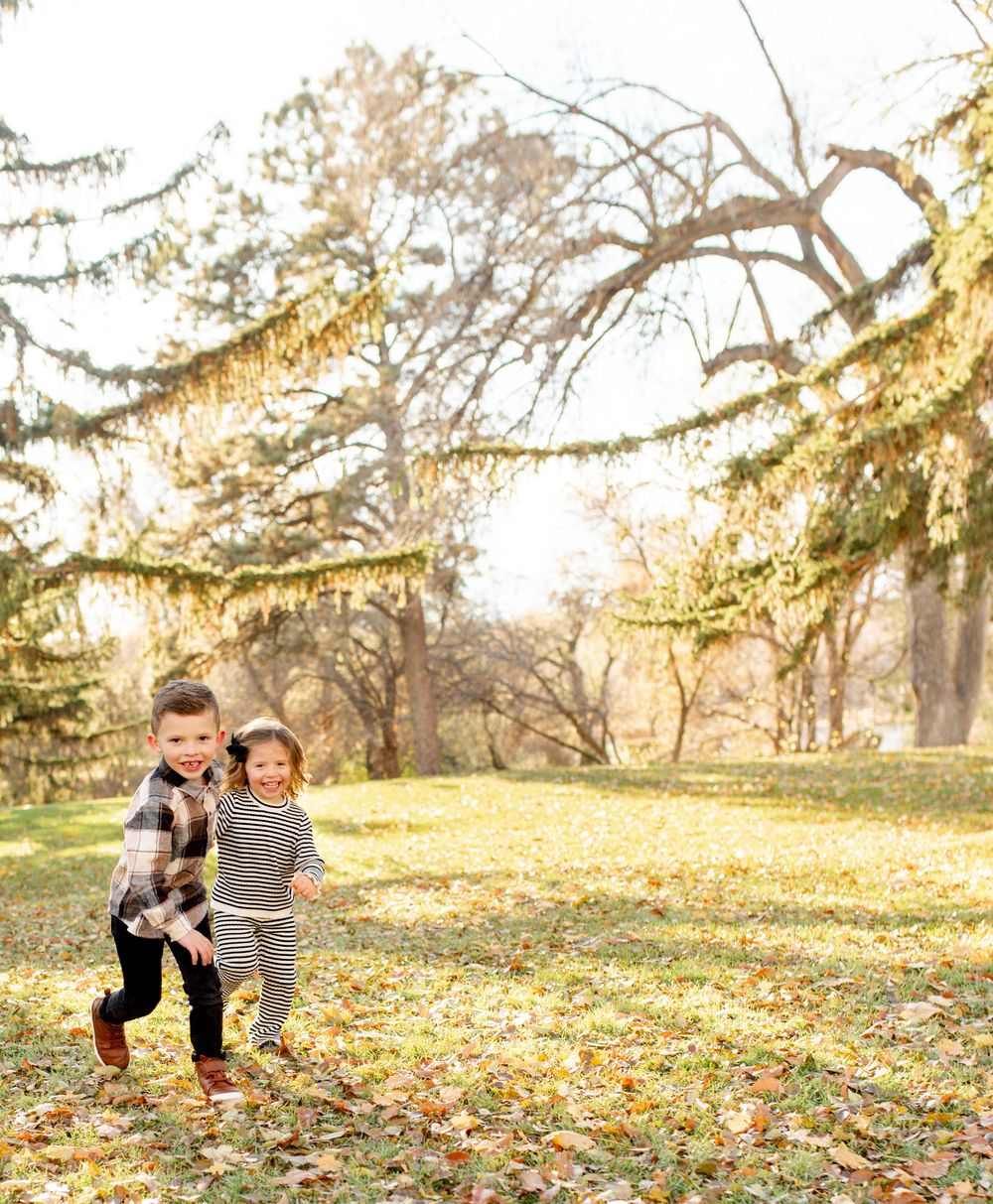 Family photographer near St. Louis, Missouri