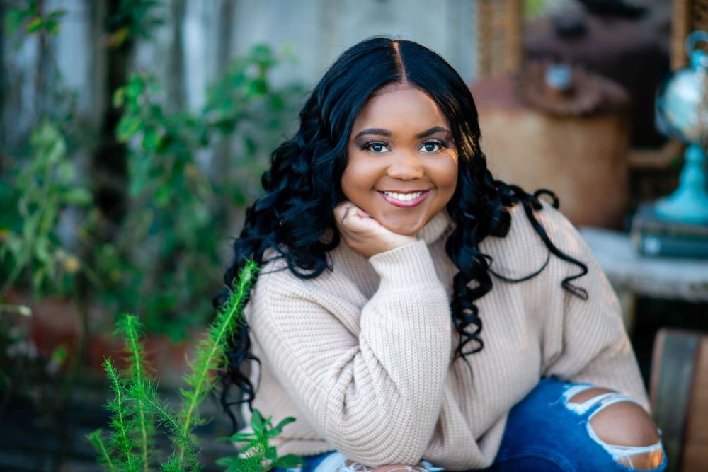 High school senior session Beautiful girl ready for the world pretty smile natural pose outside creative set Opp Alabama