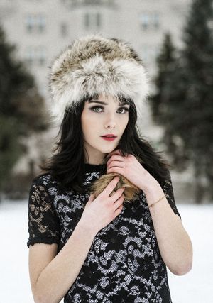 Portrait of a woman, Natural light. Portrait Photography session. Outdoor photography. winter. snow