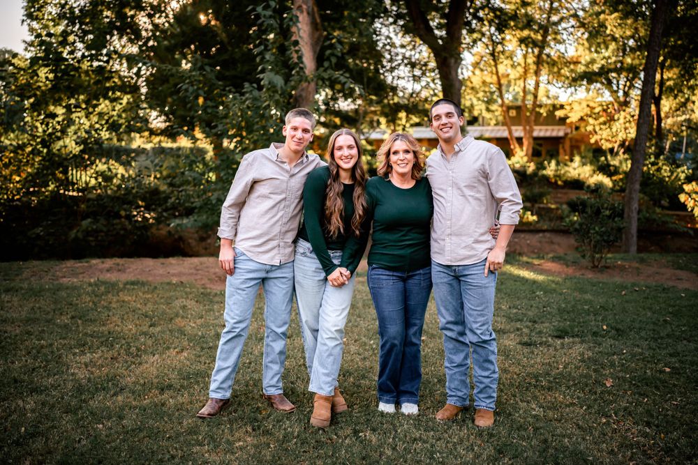 Family
Grapevine Botanical Garden