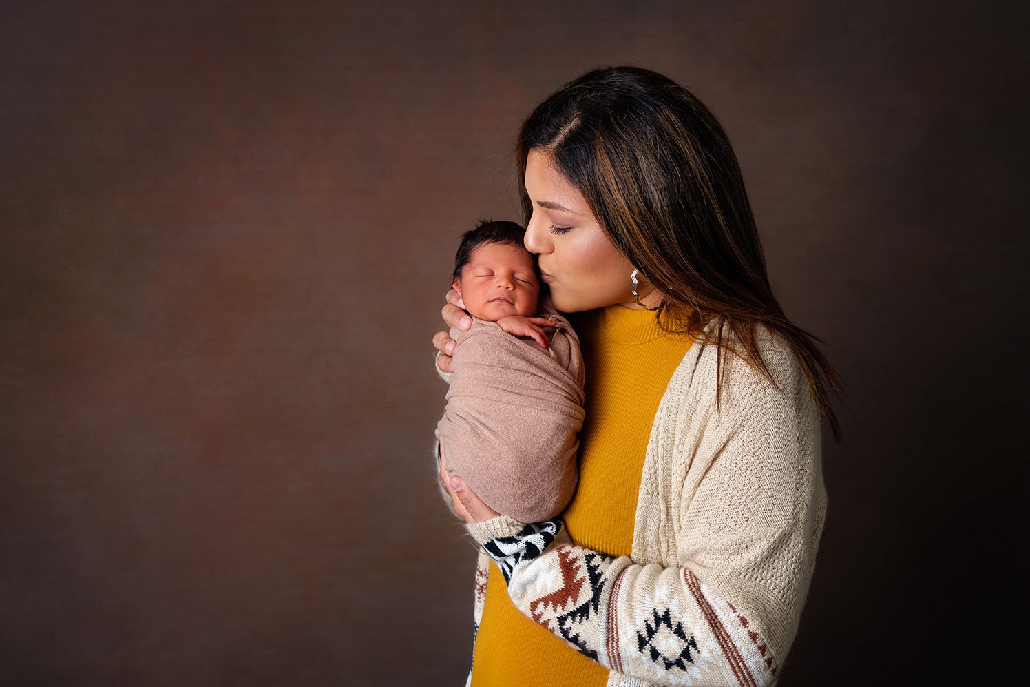 midland tx newborn photographer midland tx photographer studio newborn session posed newborn photo session