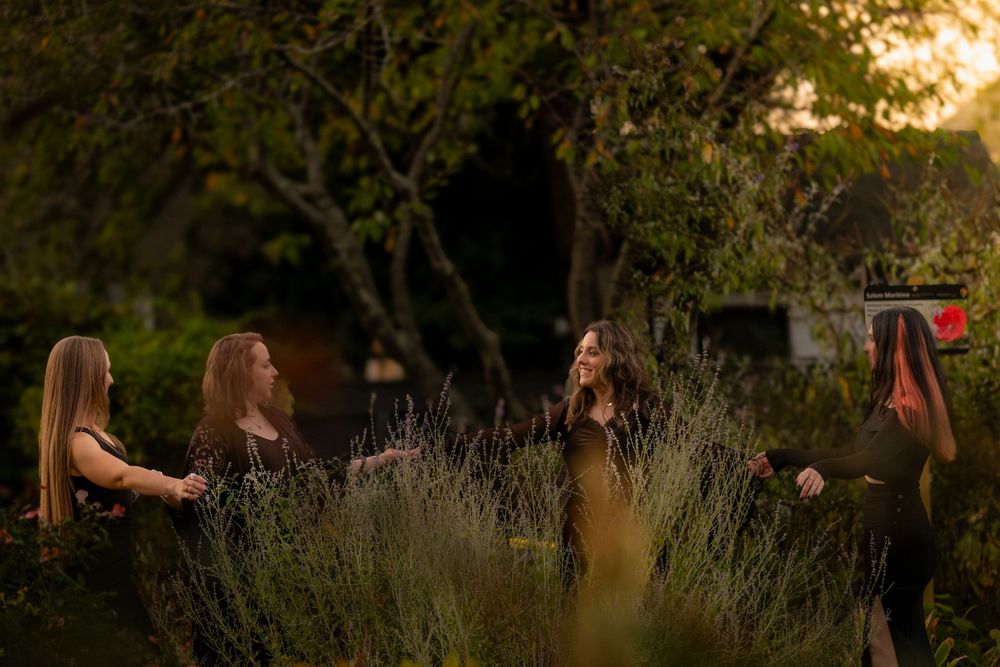 Beautiful People - Honey & Sage Photo Co.