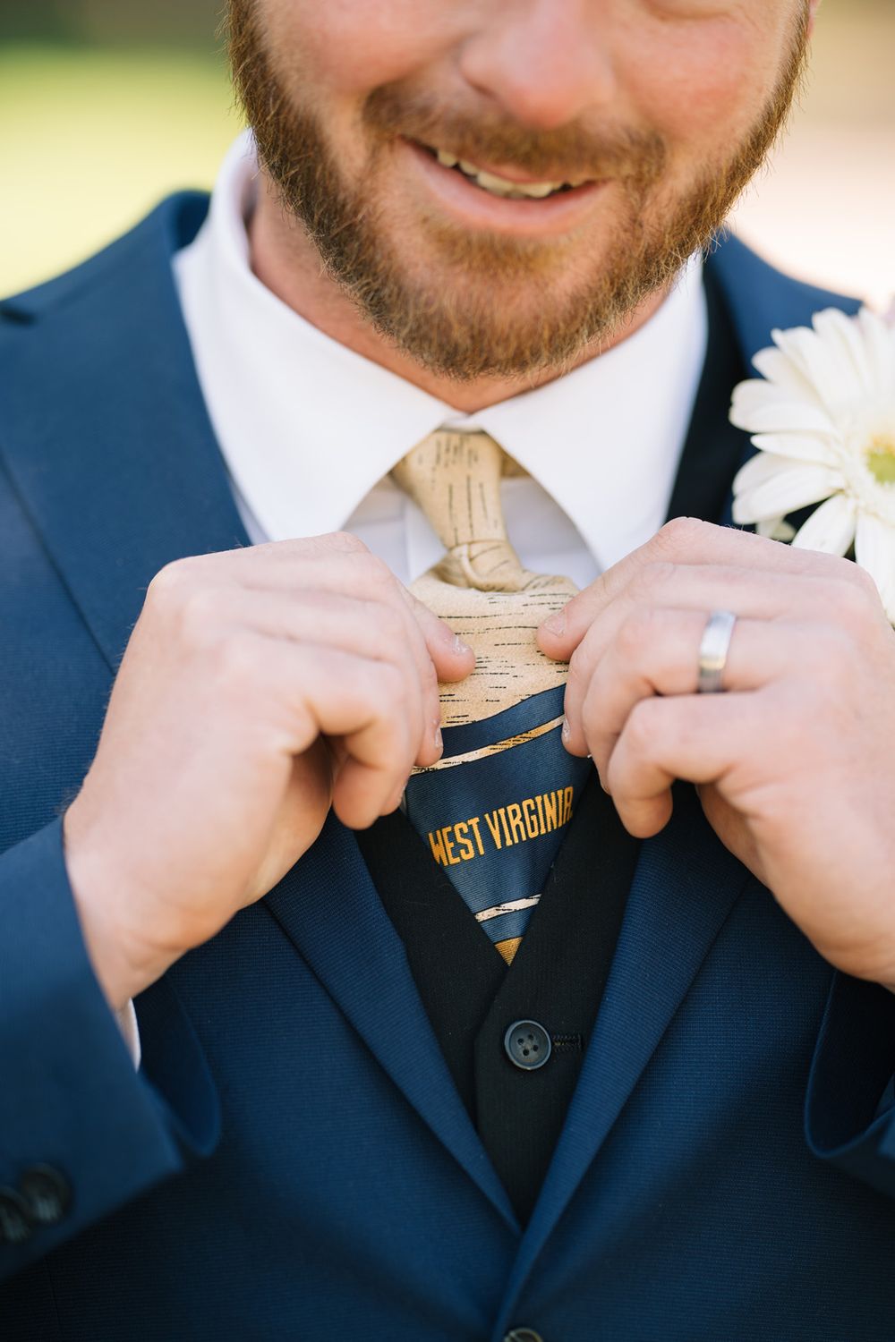 Wedding portraits at Lincoln Landing in Lockport, Illinois.
