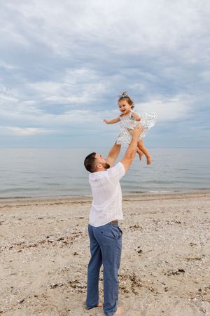 Candid, natural extended family photography in Ridgefield, Fairfield, Danbury, Wilton, Westport & New Canaan, CT. Perfect for generations to