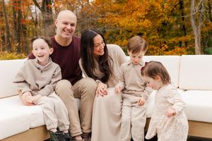 Natural, light-filled family, senior, children & couples photography in Ridgefield, Fairfield, Danbury, Wilton, Westport & New Canaan, CT.