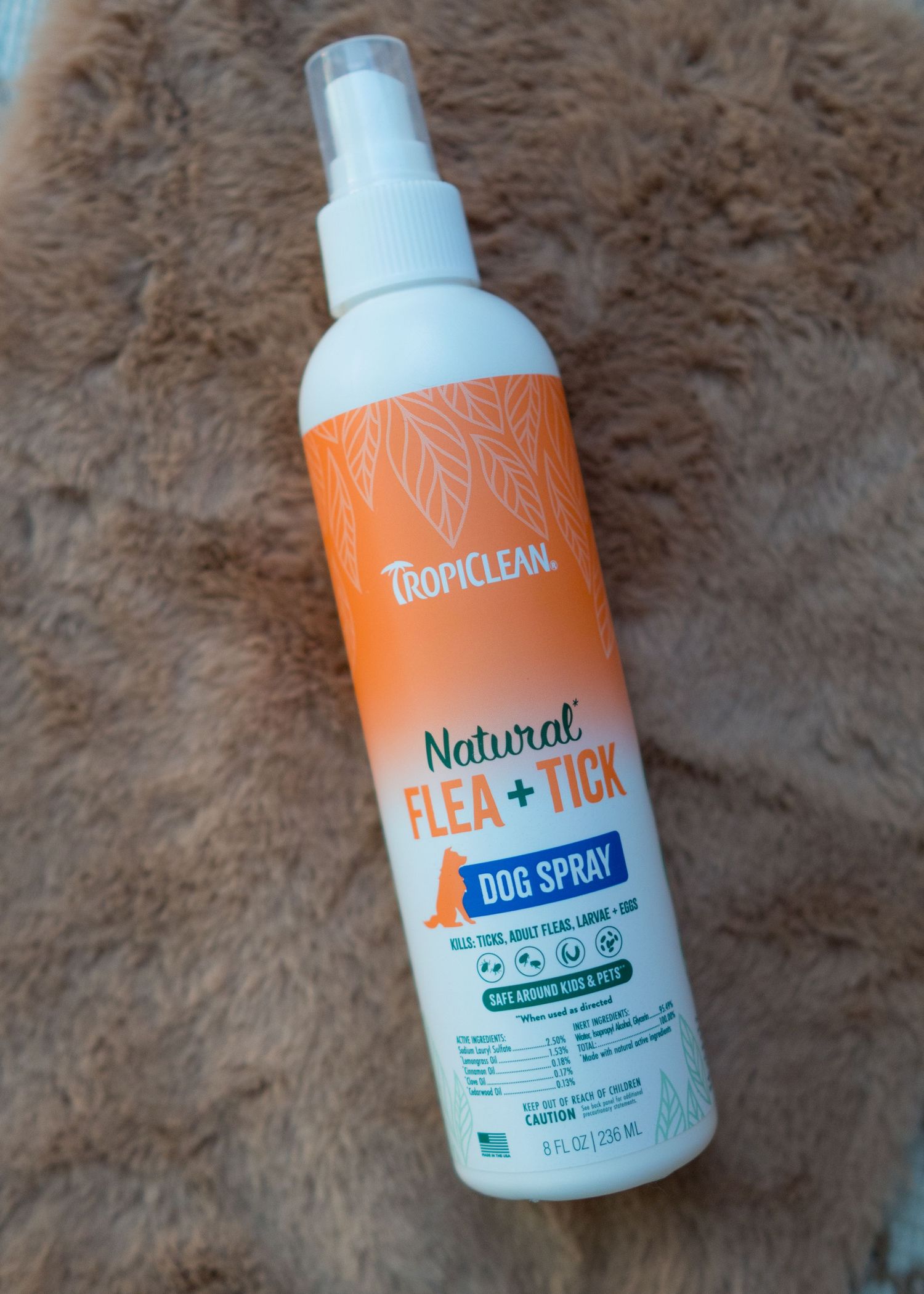 Natural flee and tick dog spray