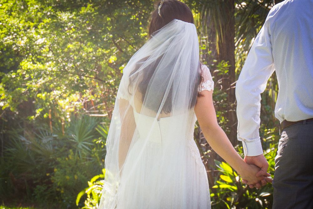 editorial style wedding photography in Tampa, St Pete, Clearwater, Naples, Sarasota, Florida during the golden hour