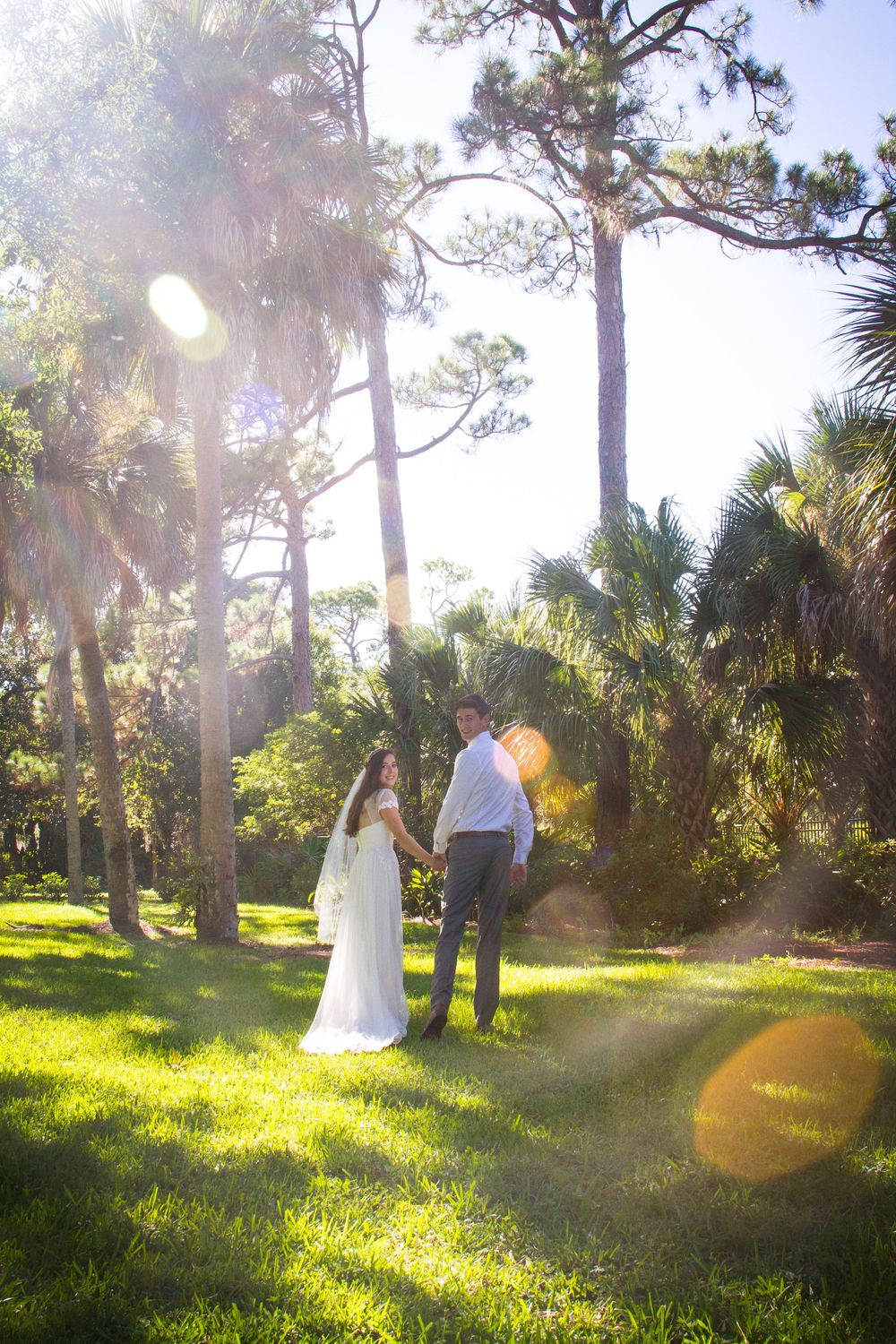 editorial style wedding photography in Tampa, St Pete, Clearwater, Naples, Sarasota, Florida during the golden hour