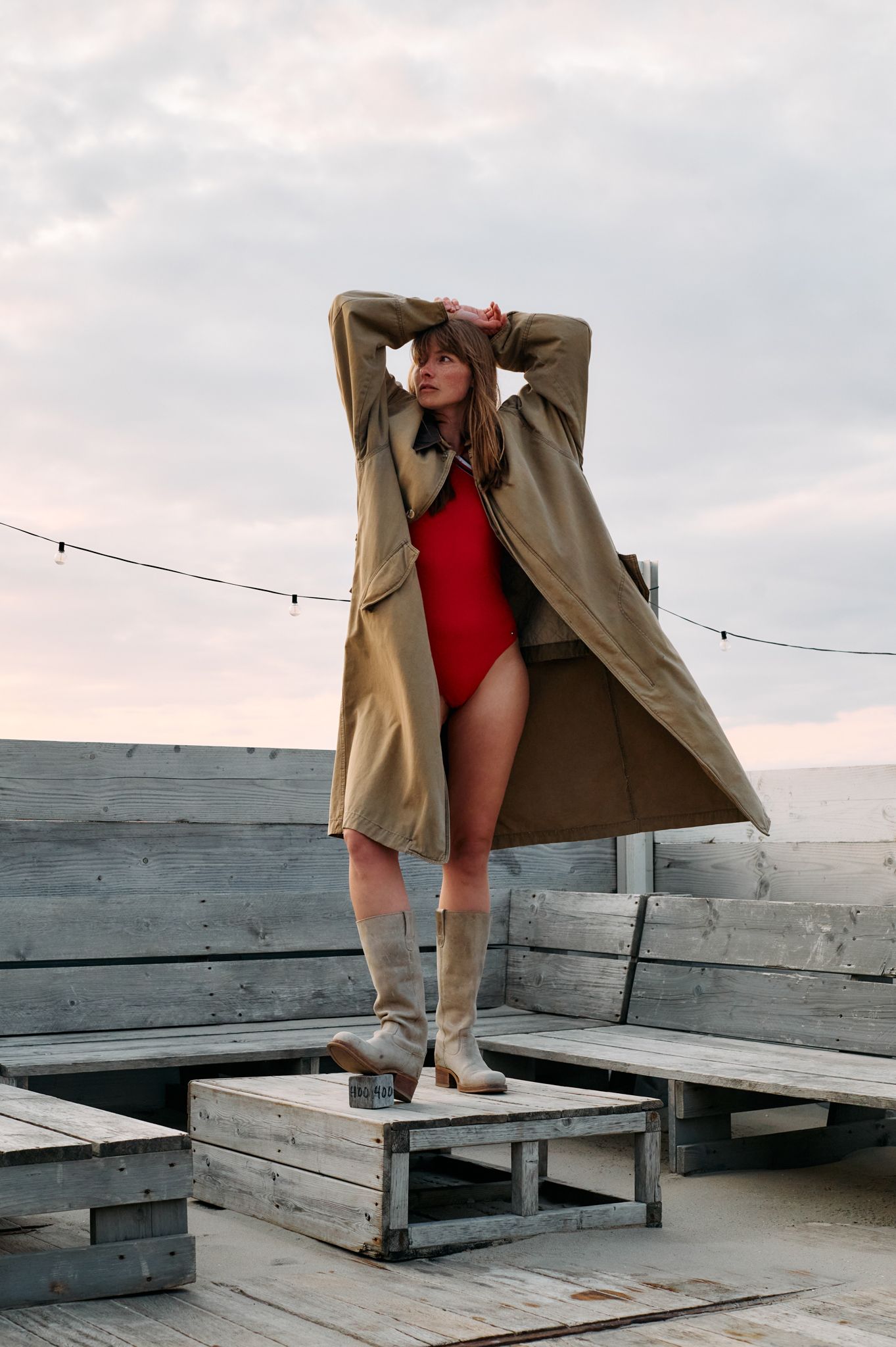 ART82STUDIO offers full-service fashion and e-commerce photography in Amsterdam.