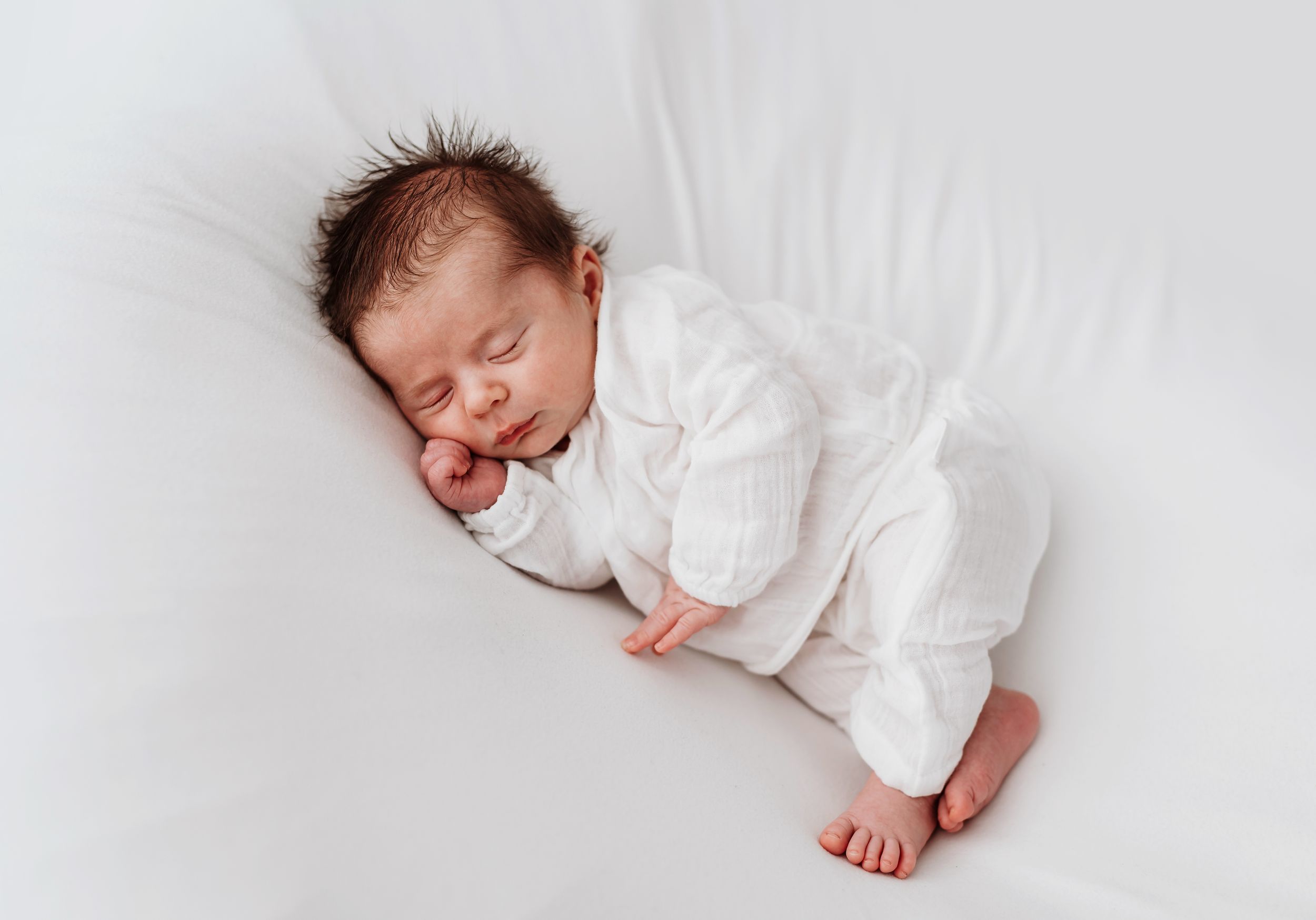 Baby beim Fotoshooting im Tageslicht Fotostudio Dresden